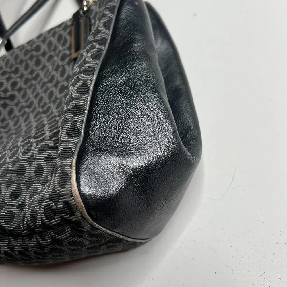Coach authentic signature